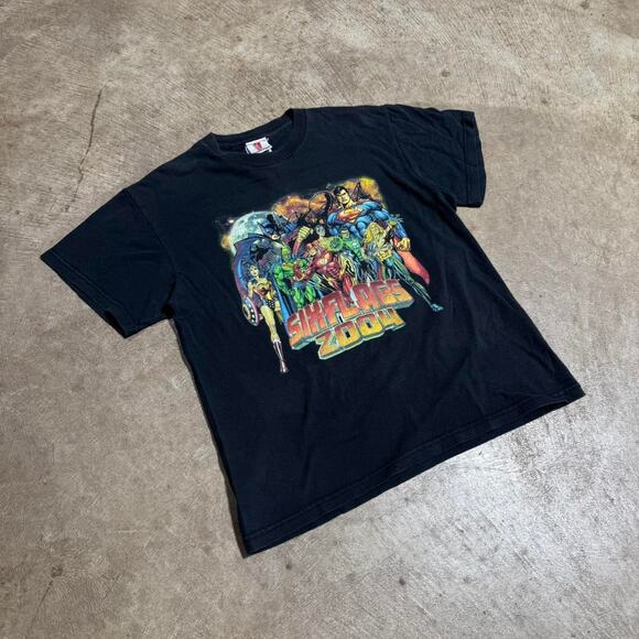 Vintage VTG Y2K Youth Six Flags DC Comics Bat Man Justice League Graphic T-Shirt - Picture 3 of 8